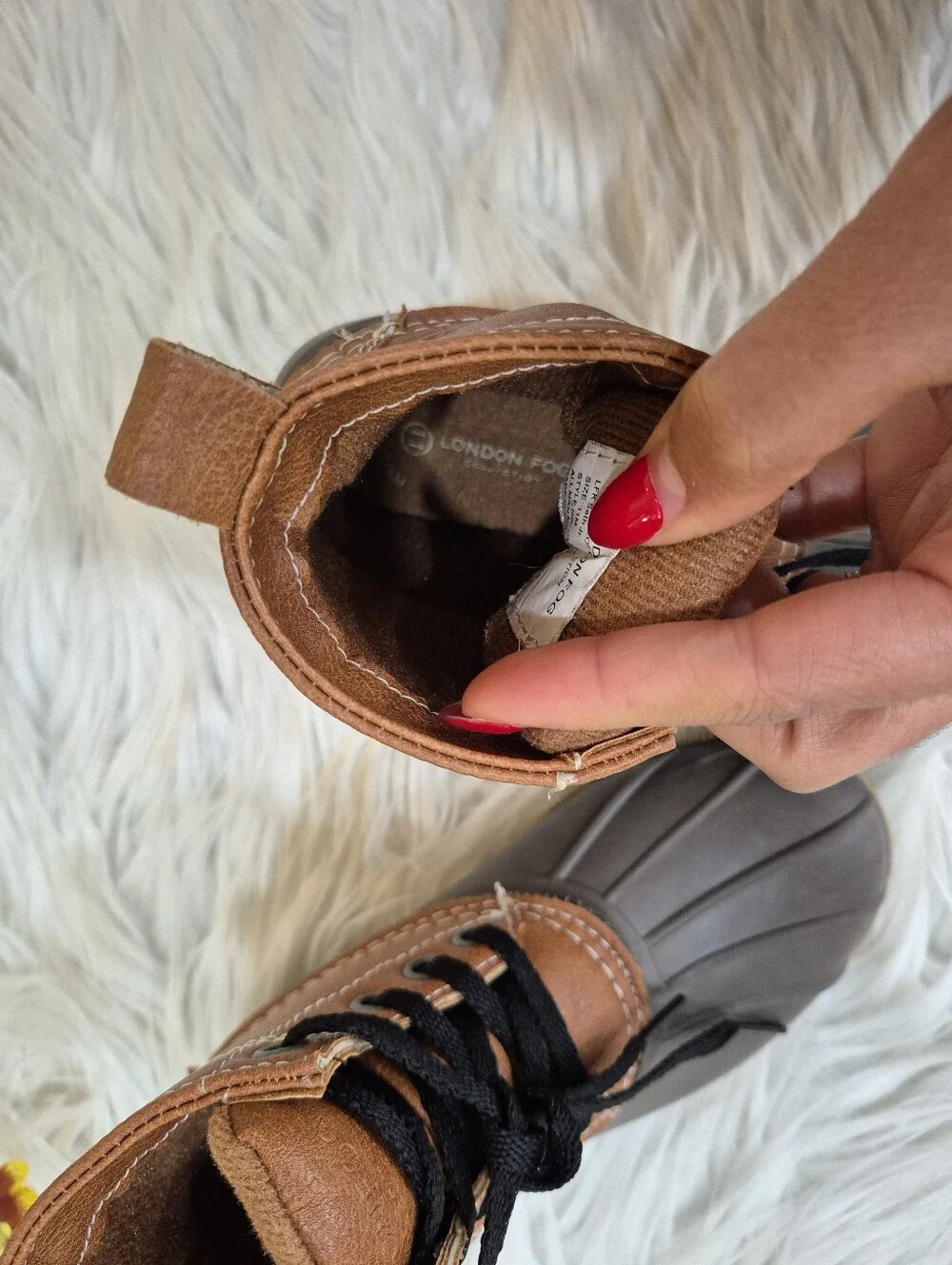 London Fog Kids Two-Tone Brown Duck Boots with Black Laces
